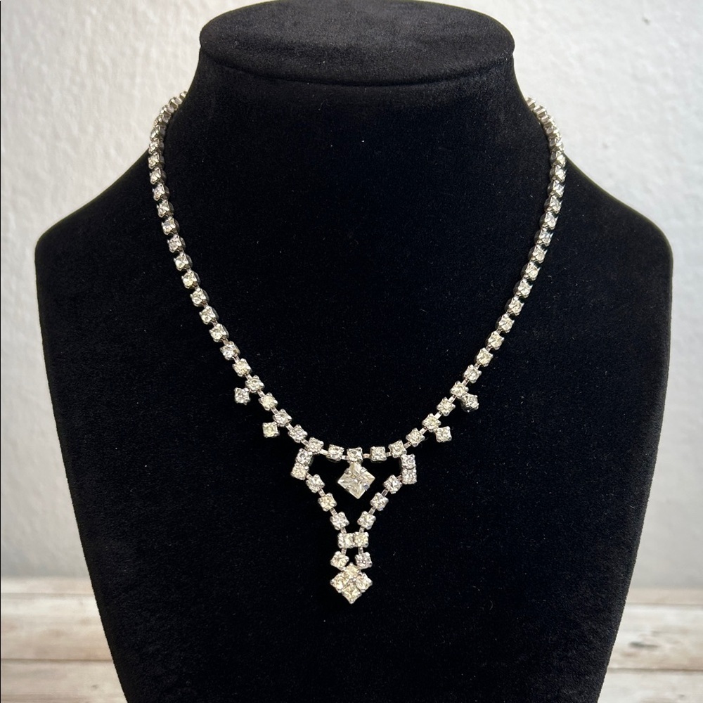 Vintage Silver Rhinestone Necklace
